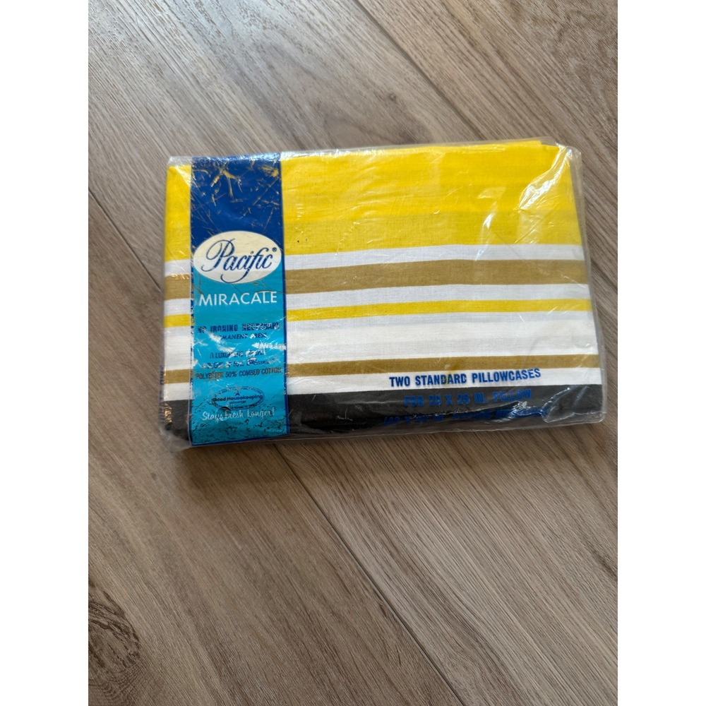 Vintage Pacific Miracale Striped Pillowcases Yellow Gold White Set of 2 New NIP
